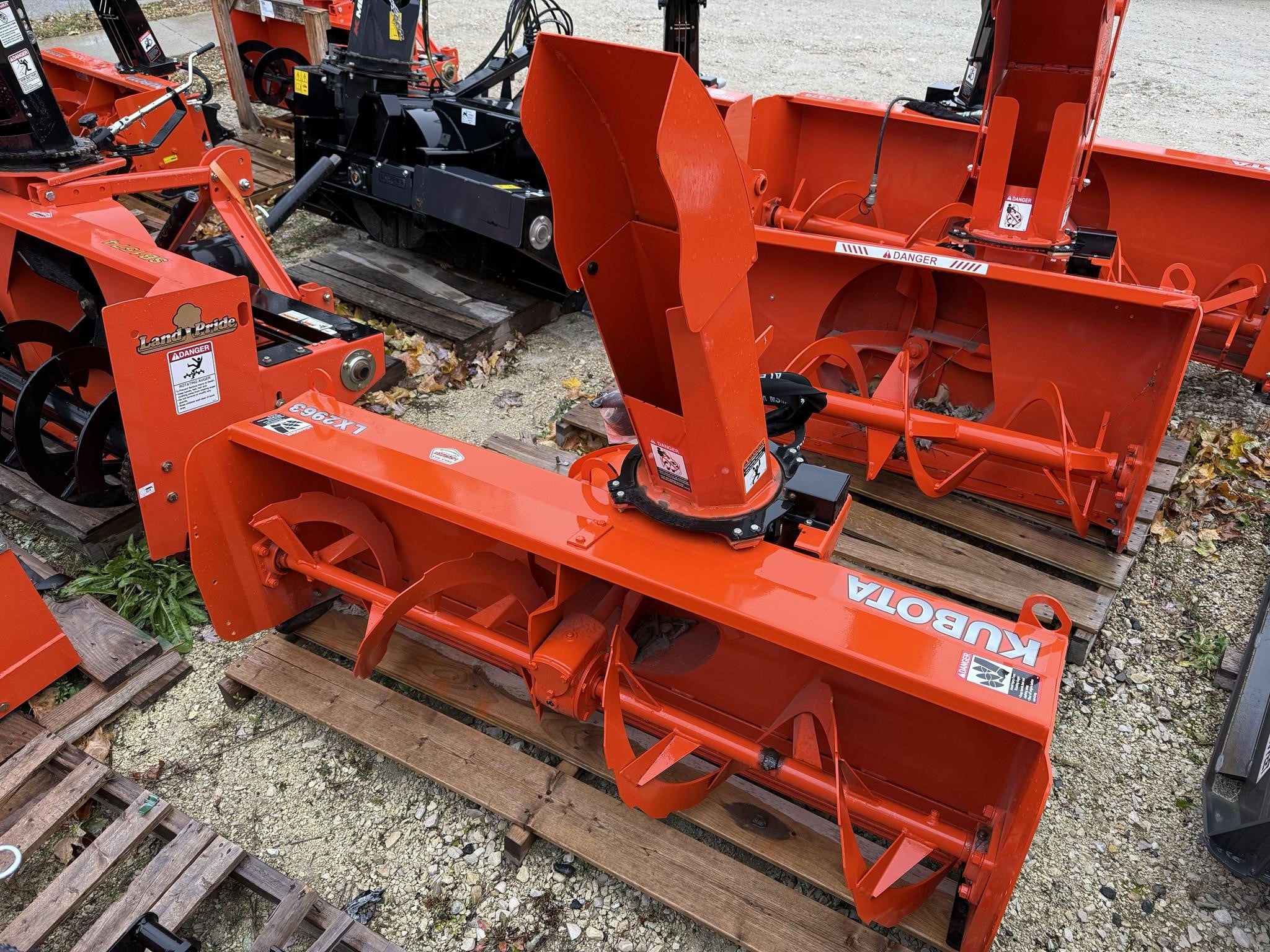 KUBOTA LX2963 - Lochen Equipment
